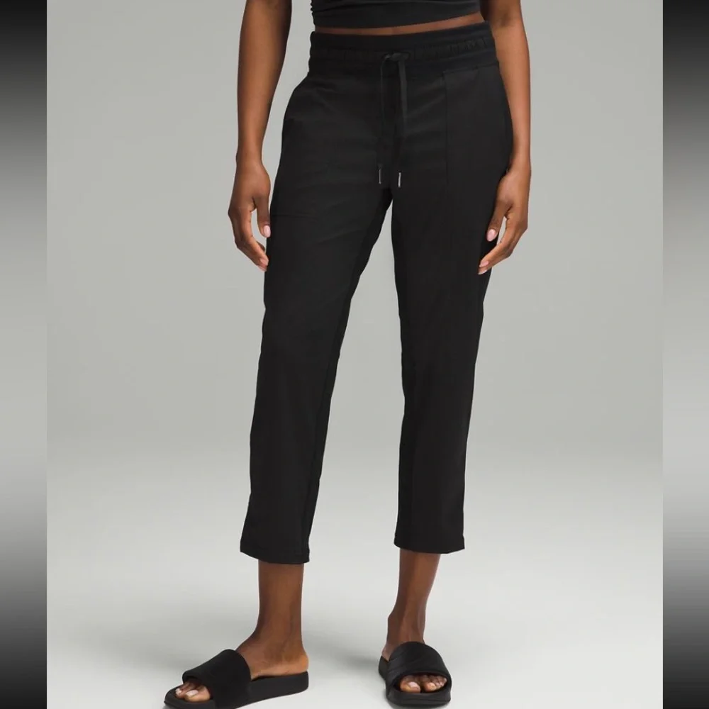 Lululemon Dance Studio Mid Rise Cropped Pant Size 4 - Picture 2 of 16